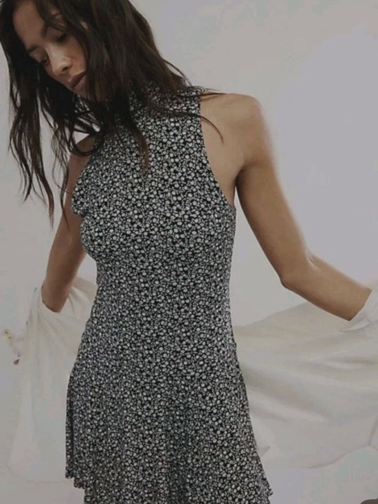 Free People Dresses & Skirts - Free People Check It Mini Dress NWT Size M Black White Ditsy Floral Open Back
